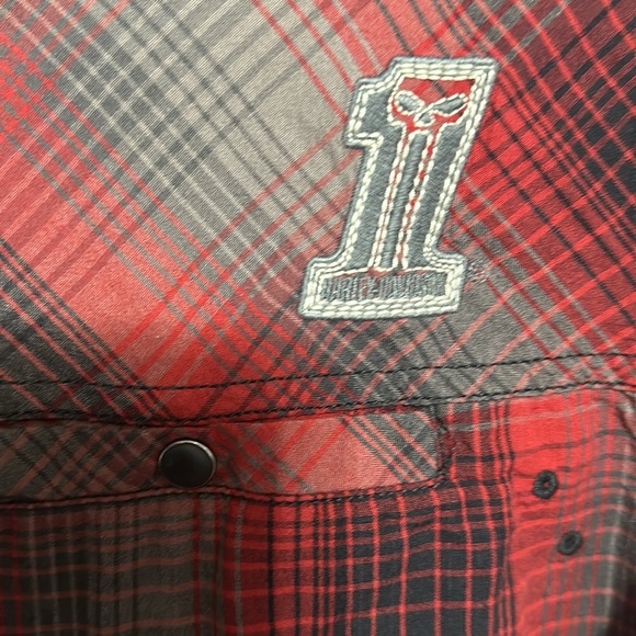 Men’s Harley Davidson button down - Picture 3 of 3